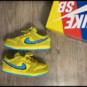 ONLY ACCEPTING CASH APP AT THE MOMENT I’m on tour